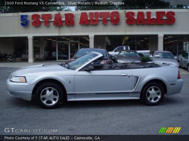 2000 Ford Mustang V6 Convertible in Silver Metallic