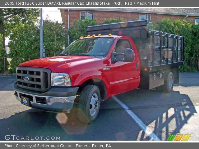 2005 Ford F350 Super Duty XL Regular Cab Chassis Stake Truck in Red