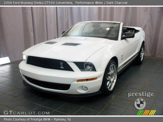 2009 Ford Mustang Shelby GT500 Convertible in Performance White