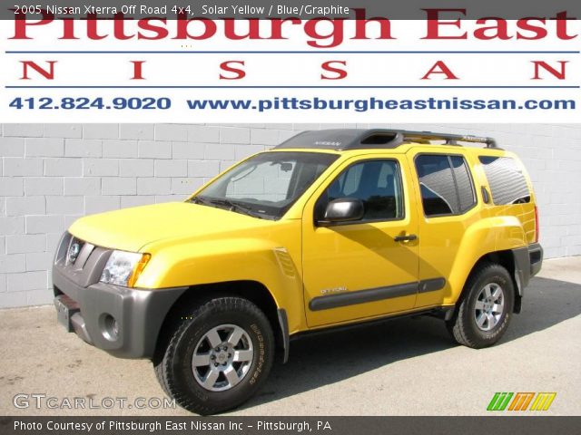 2005 Nissan Xterra Off Road 4x4 in Solar Yellow