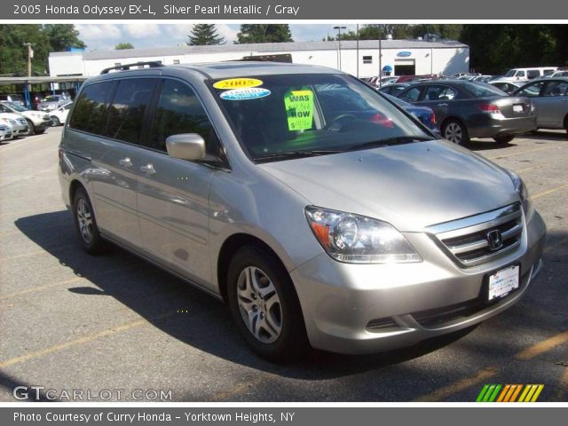 2005 Honda Odyssey EX-L in Silver Pearl Metallic