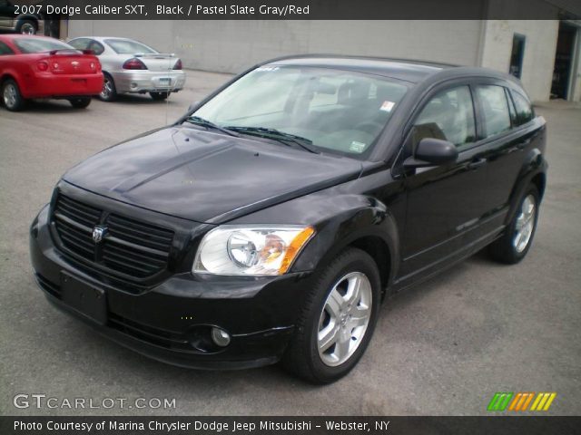 2007 Dodge Caliber SXT in Black