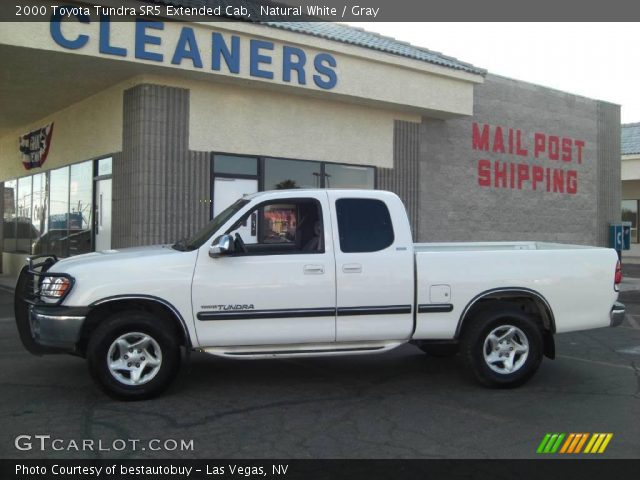 2000 Toyota Tundra SR5 Extended Cab in Natural White