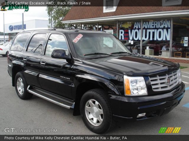 2004 Cadillac Escalade AWD in Black Raven