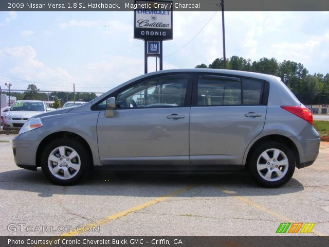2009 Nissan Versa 1.8 SL Hatchback in Magnetic Gray