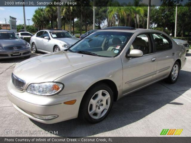 2000 Infiniti I 30 in Sandrock Beige