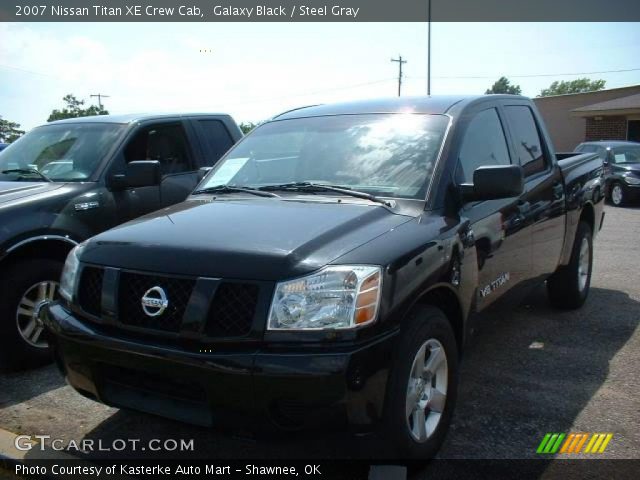 2007 Nissan Titan XE Crew Cab in Galaxy Black