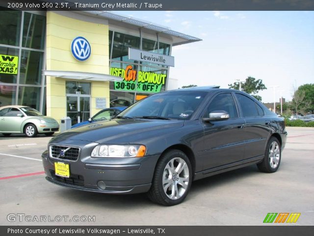 2009 Volvo S60 2.5T in Titanium Grey Metallic