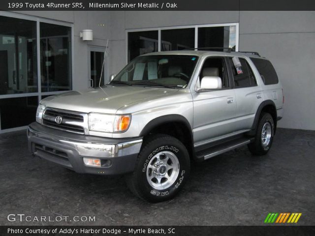 1999 Toyota 4Runner SR5 in Millennium Silver Metallic