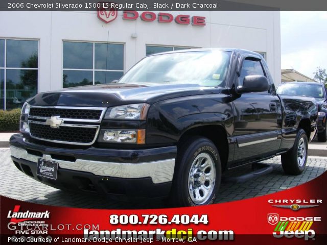 2006 Chevrolet Silverado 1500 LS Regular Cab in Black