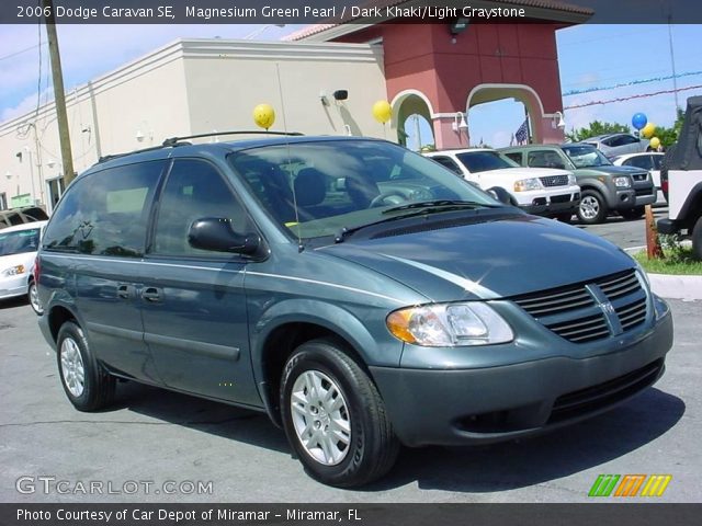 2006 Dodge Caravan SE in Magnesium Green Pearl