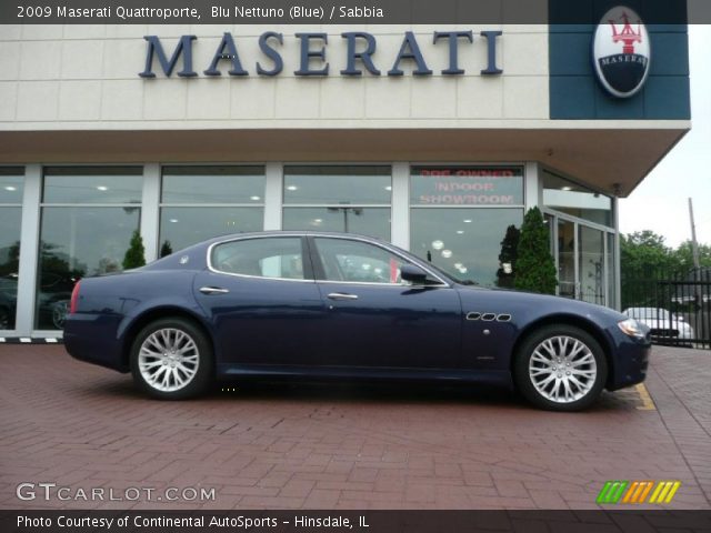 2009 Maserati Quattroporte  in Blu Nettuno (Blue)