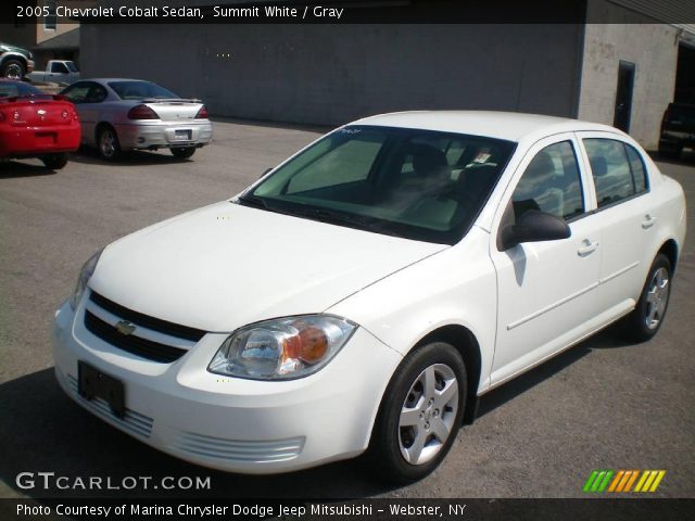 2005 Chevrolet Cobalt Sedan in Summit White