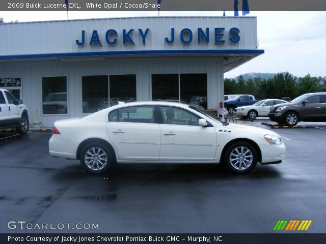 2009 Buick Lucerne CXL in White Opal
