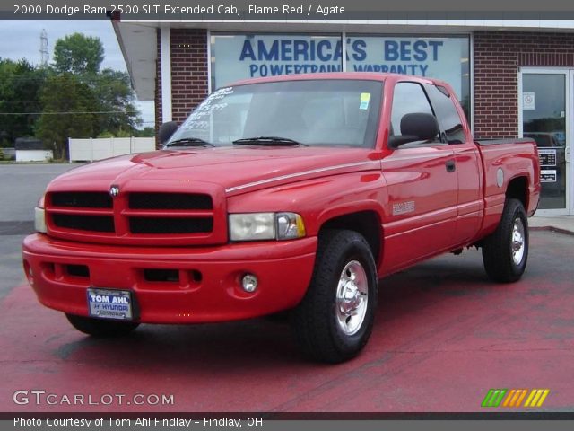 2000 Dodge Ram 2500 SLT Extended Cab in Flame Red
