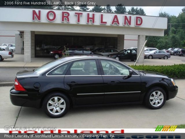 2006 Ford Five Hundred SEL AWD in Black