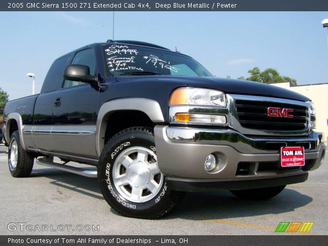 2005 GMC Sierra 1500 Z71 Extended Cab 4x4 in Deep Blue Metallic