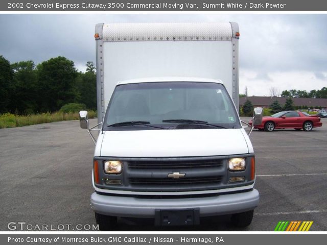 2002 Chevrolet Express Cutaway 3500 Commercial Moving Van in Summit White