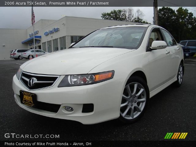 2006 Acura TSX Sedan in Premium White Pearl