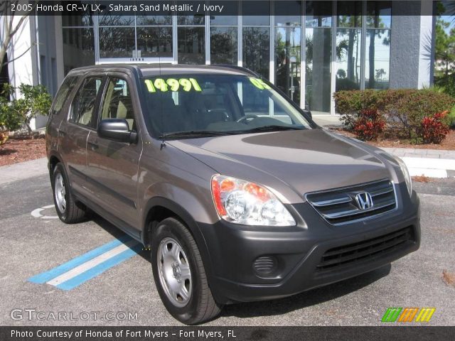2005 Honda CR-V LX in Sahara Sand Metallic