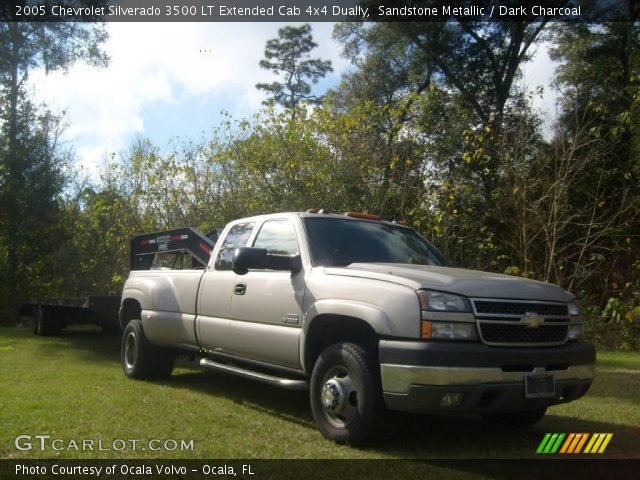 2005 Chevrolet Silverado 3500 LT Extended Cab 4x4 Dually in Sandstone Metallic