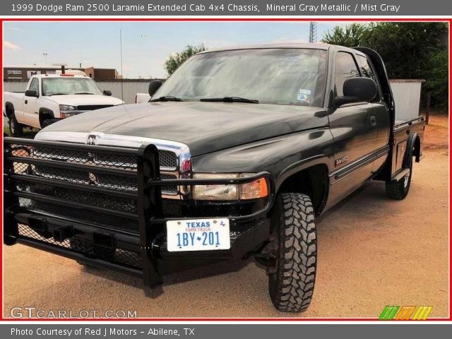 1999 Dodge Ram 2500 Laramie Extended Cab 4x4 Chassis in Mineral Gray Metallic
