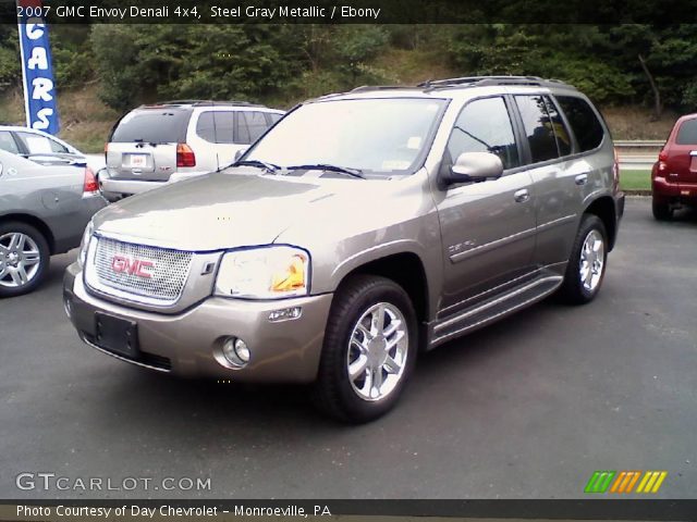 2007 GMC Envoy Denali 4x4 in Steel Gray Metallic