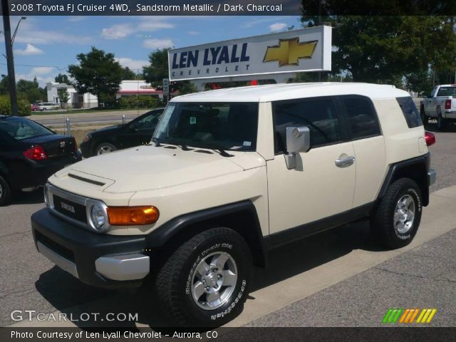 2008 Toyota FJ Cruiser 4WD in Sandstorm Metallic