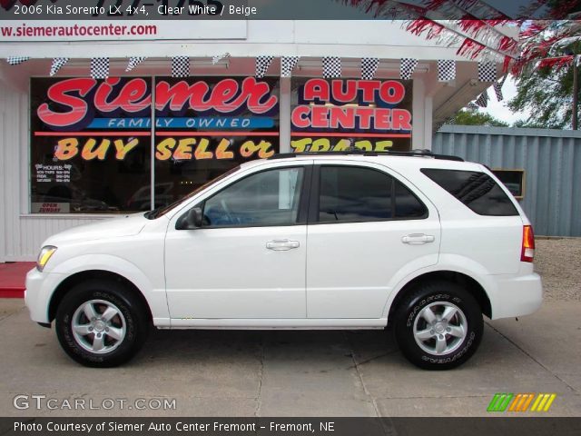 2006 Kia Sorento LX 4x4 in Clear White