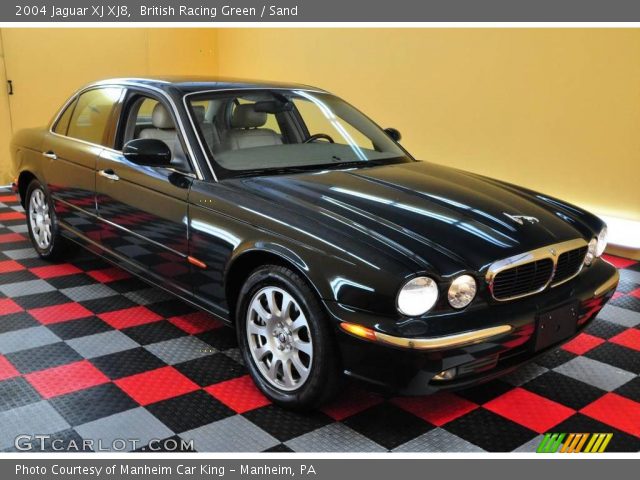 2004 Jaguar XJ XJ8 in British Racing Green