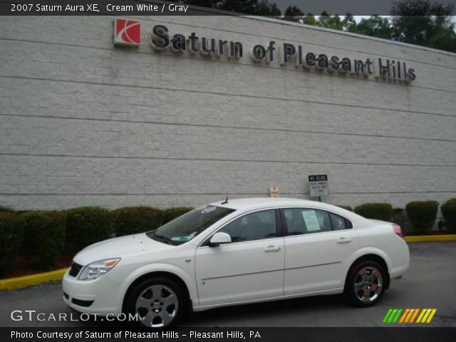 2007 Saturn Aura XE in Cream White