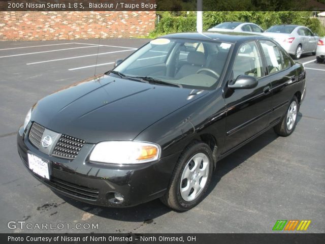 2006 Nissan Sentra 1.8 S in Blackout