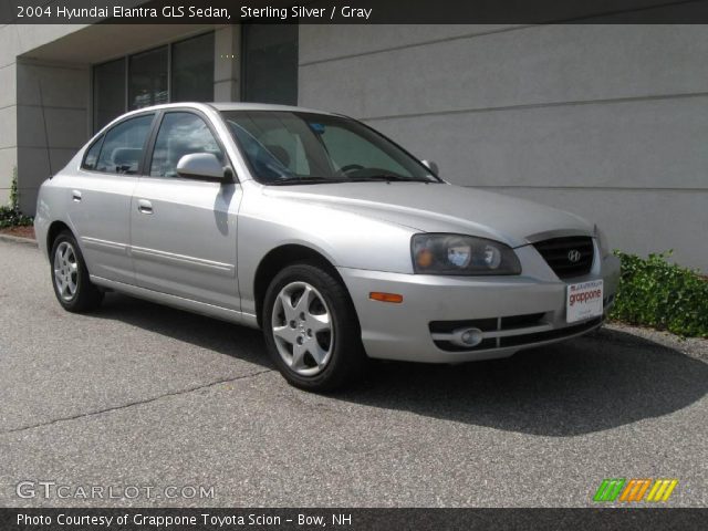 2004 Hyundai Elantra GLS Sedan in Sterling Silver