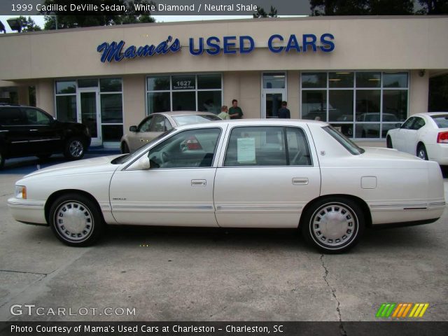 1999 Cadillac DeVille Sedan in White Diamond