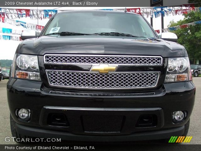 2009 Chevrolet Avalanche LTZ 4x4 in Black