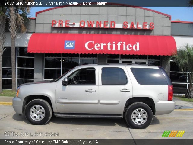 2007 GMC Yukon SLE in Silver Birch Metallic