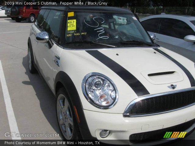 2009 Mini Cooper S Clubman in Pepper White