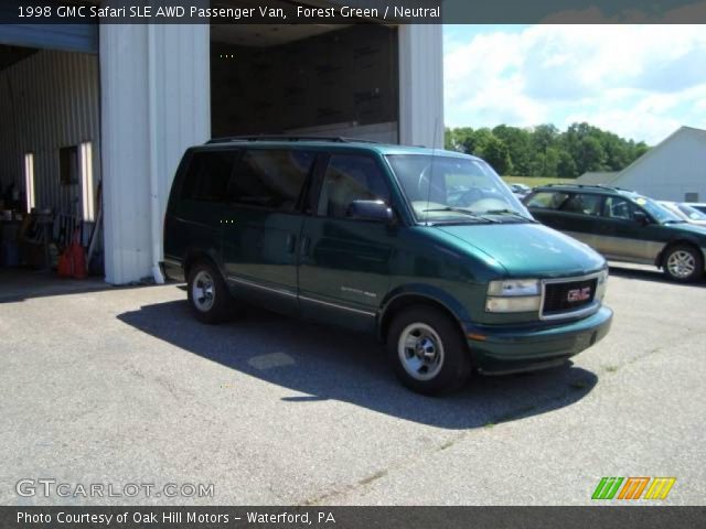 1998 GMC Safari SLE AWD Passenger Van in Forest Green