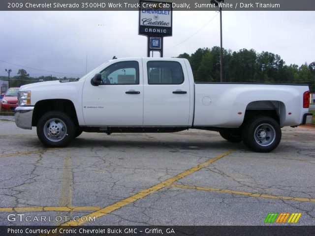 2009 Chevrolet Silverado 3500HD Work Truck Crew Cab Dually in Summit White