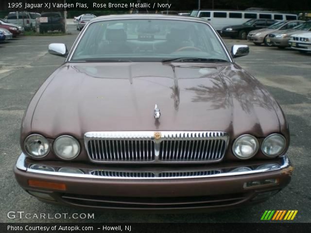 1995 Jaguar XJ Vanden Plas in Rose Bronze Metallic
