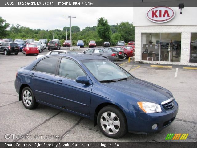 2005 Kia Spectra EX Sedan in Imperial Blue