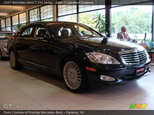 2007 Mercedes-Benz S 550 Sedan in Black