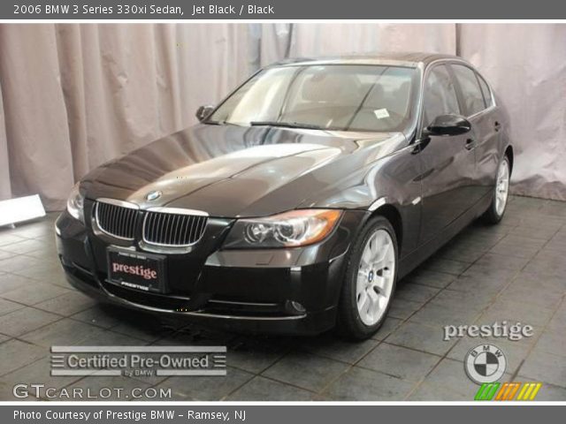 2006 BMW 3 Series 330xi Sedan in Jet Black