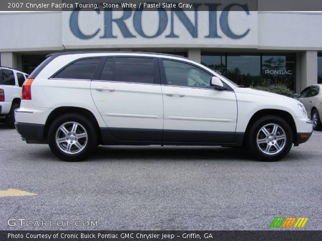 2007 Chrysler Pacifica Touring in Stone White