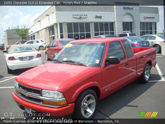 2003 Chevrolet S10 LS Extended Cab in Victory Red