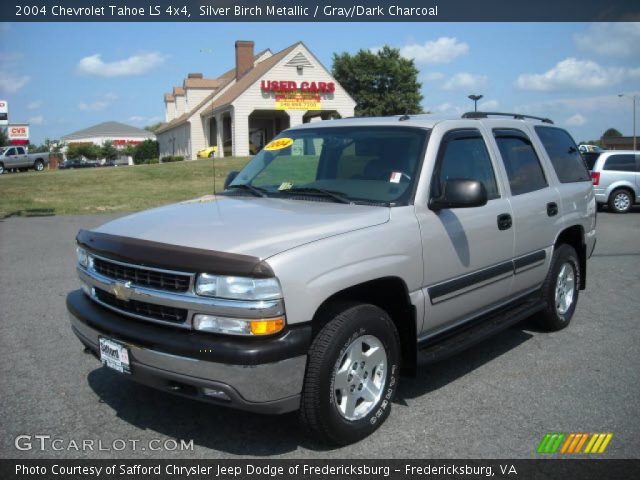 2004 Chevrolet Tahoe LS 4x4 in Silver Birch Metallic