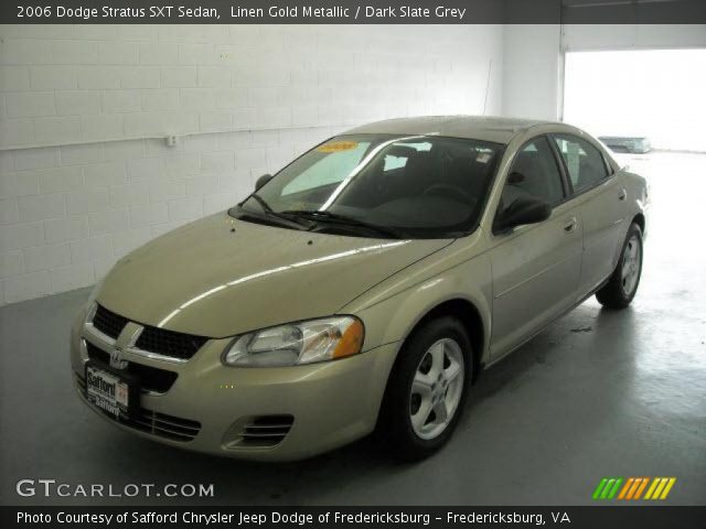 2006 Dodge Stratus SXT Sedan in Linen Gold Metallic