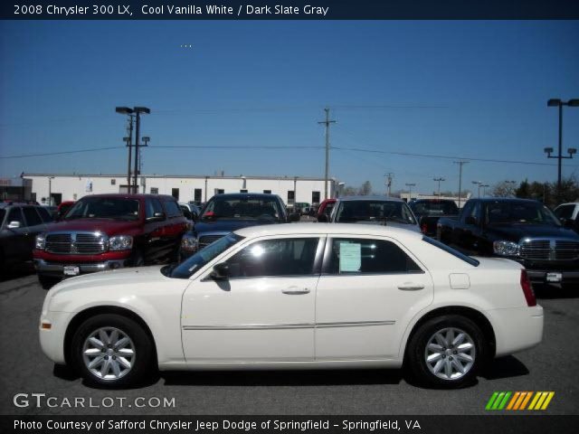 2008 Chrysler 300 LX in Cool Vanilla White