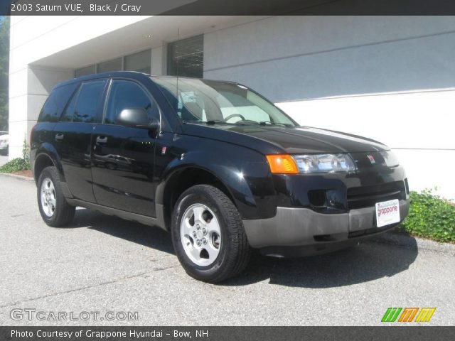 2003 Saturn VUE  in Black