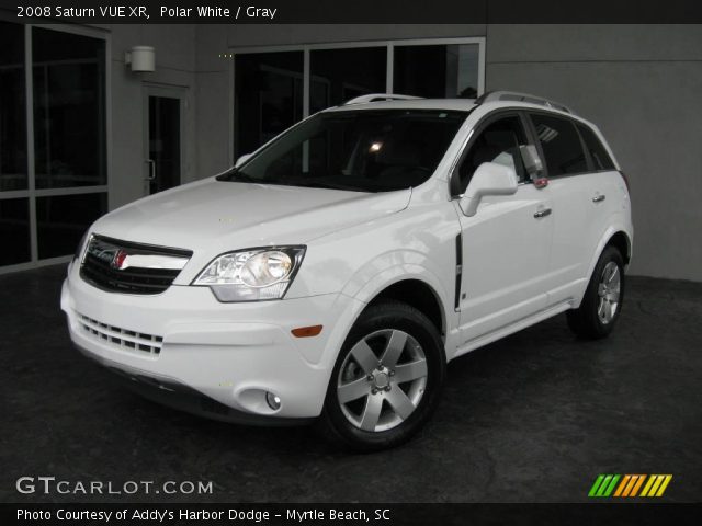 2008 Saturn VUE XR in Polar White